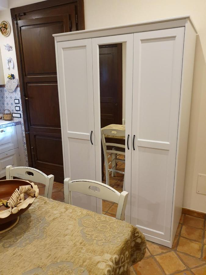 Villa Zecca Con Piscina Лече Екстериор снимка