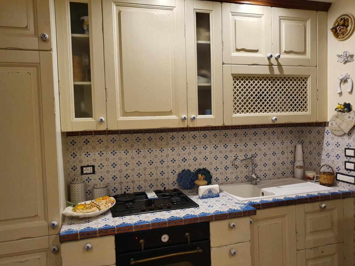 Villa Zecca Con Piscina Лече Екстериор снимка